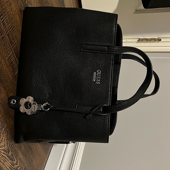 Black Guess Purse - Picture 1 of 2